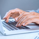 Beribu Manfaat Menulis, dari Ibadah hingga Sumber Penghasilan